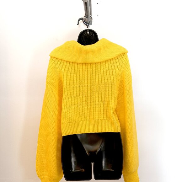 NWT Anjeanette Puff Sleeve Quarter Zip Sweater in Yellow / Medium - Picture 3 of 8